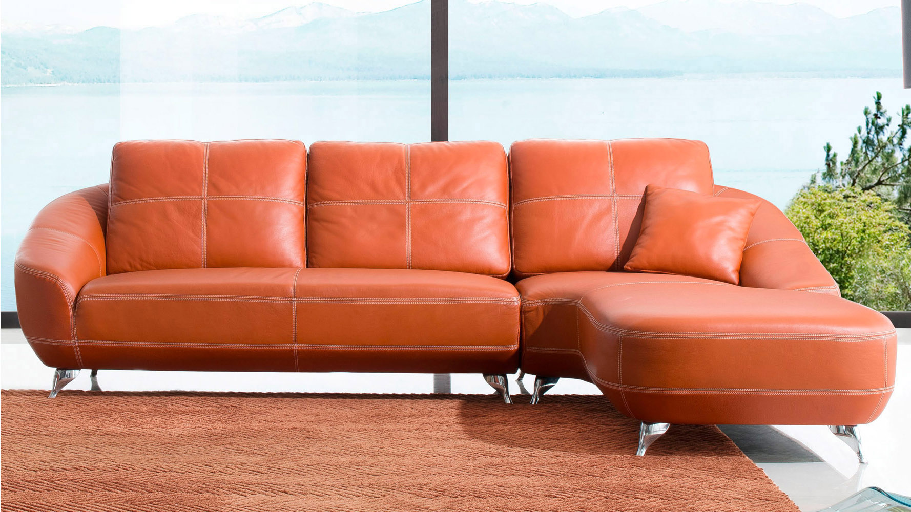Lucy Sectional Zuri Furniture