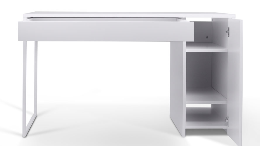 Zoe Desk