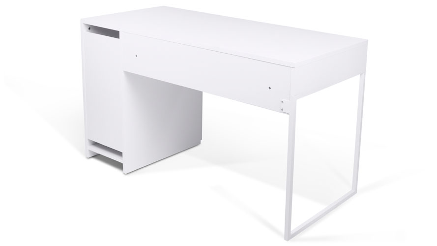 Zoe Desk